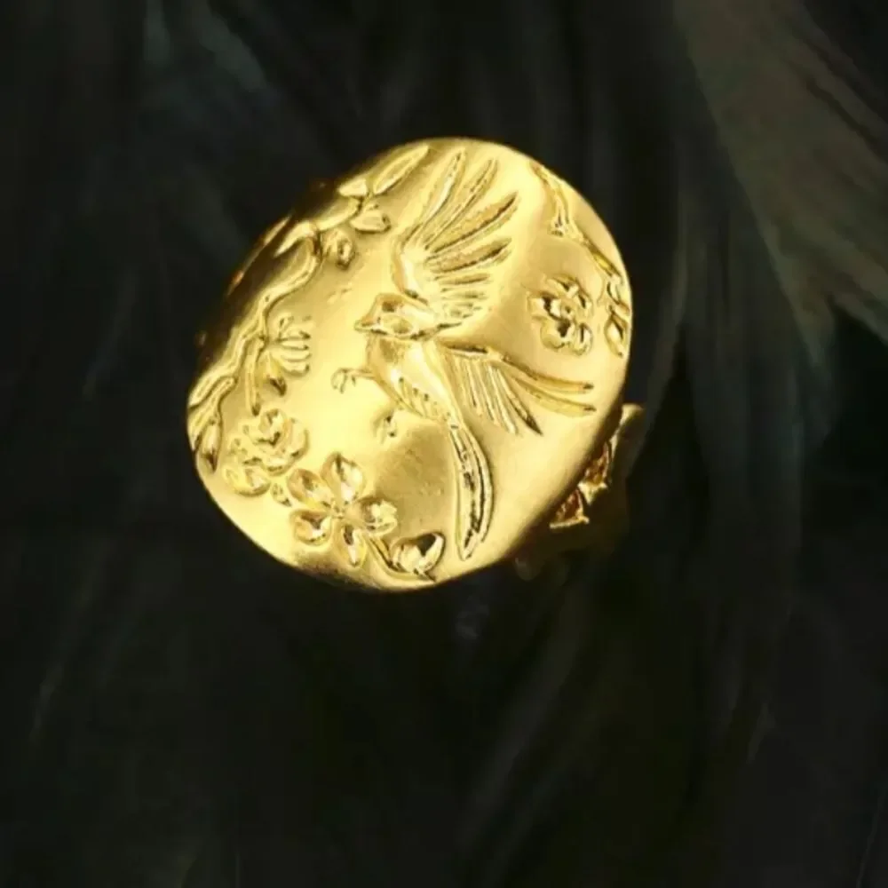 Unisex 18kt Gold Plated Bird And Flower Ring sz 11